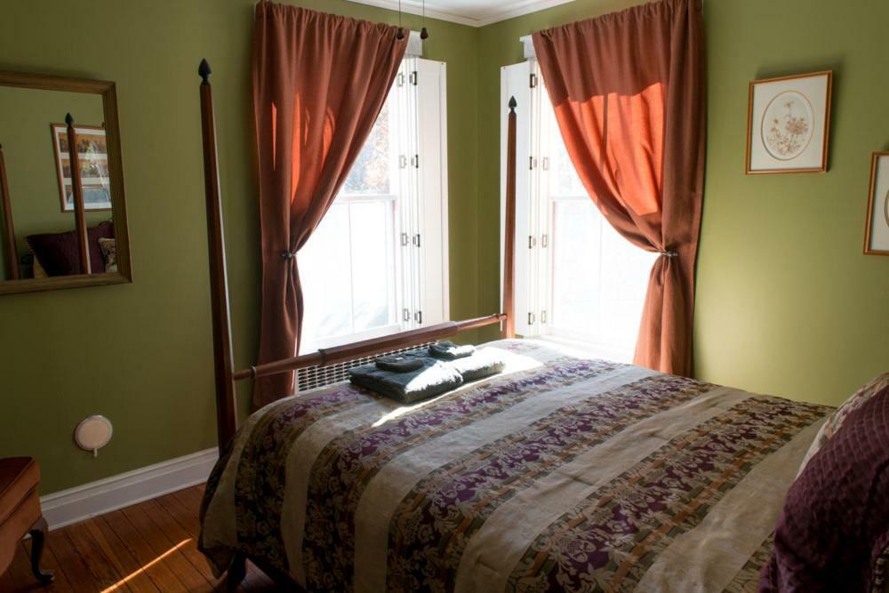 The Fox And Owl Bed & Breakfast *