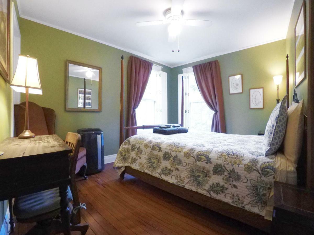 The Fox And Owl Bed & Breakfast Port Jefferson